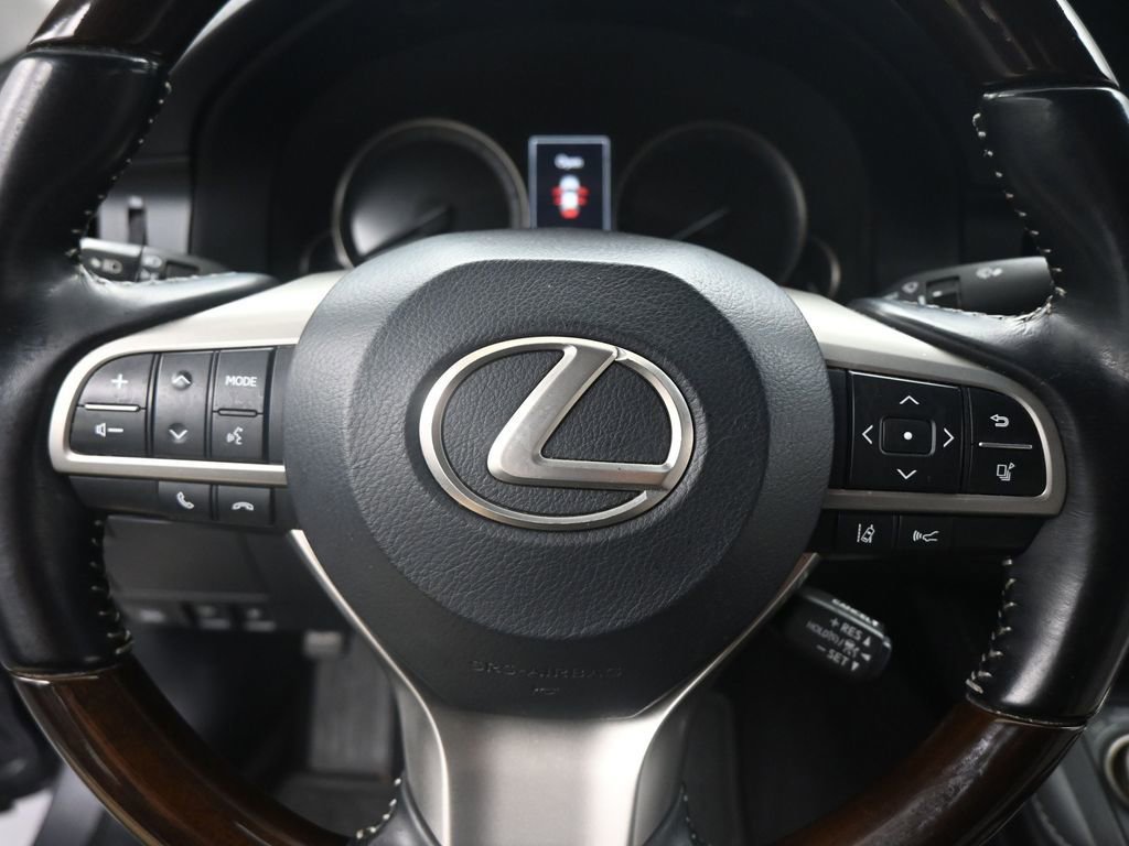 Used 2017 Lexus ES 300h image 10