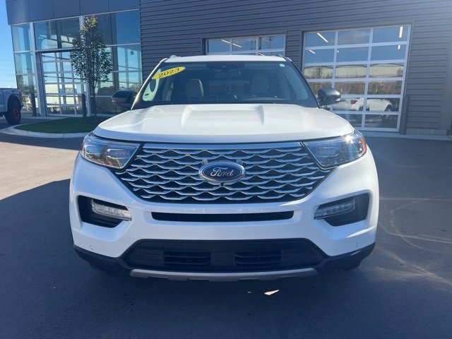 Used 2023 Ford Explorer Platinum w/ Technology Package image 2