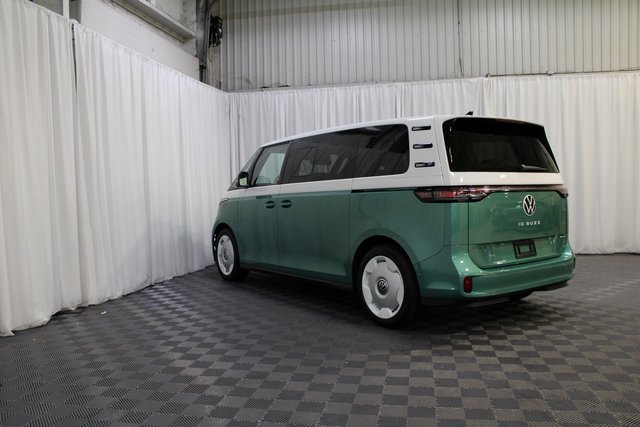 New 2025 Volkswagen ID. Buzz 1st Edition image 31