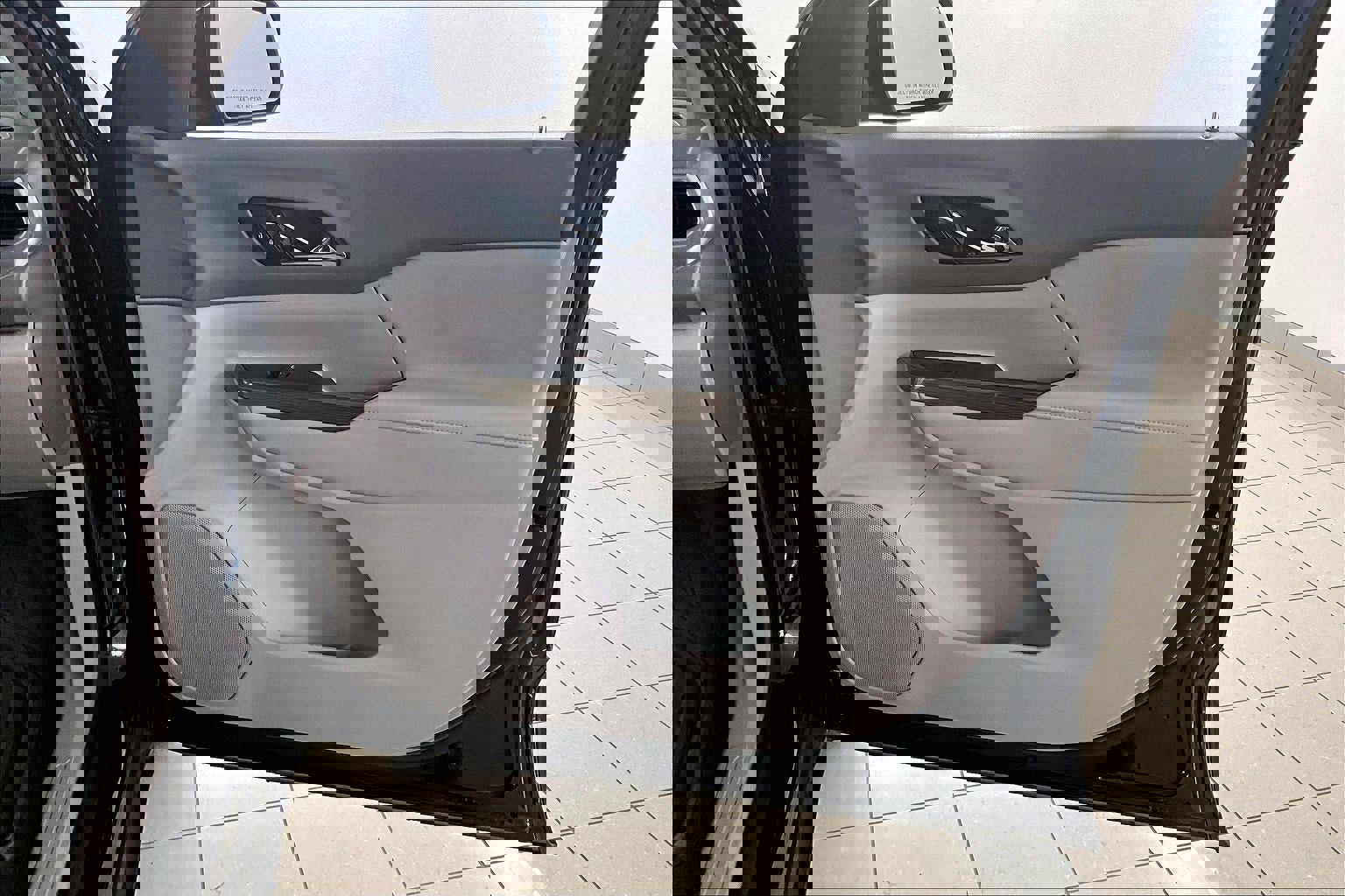 Used 2017 GMC Acadia SLE image 29