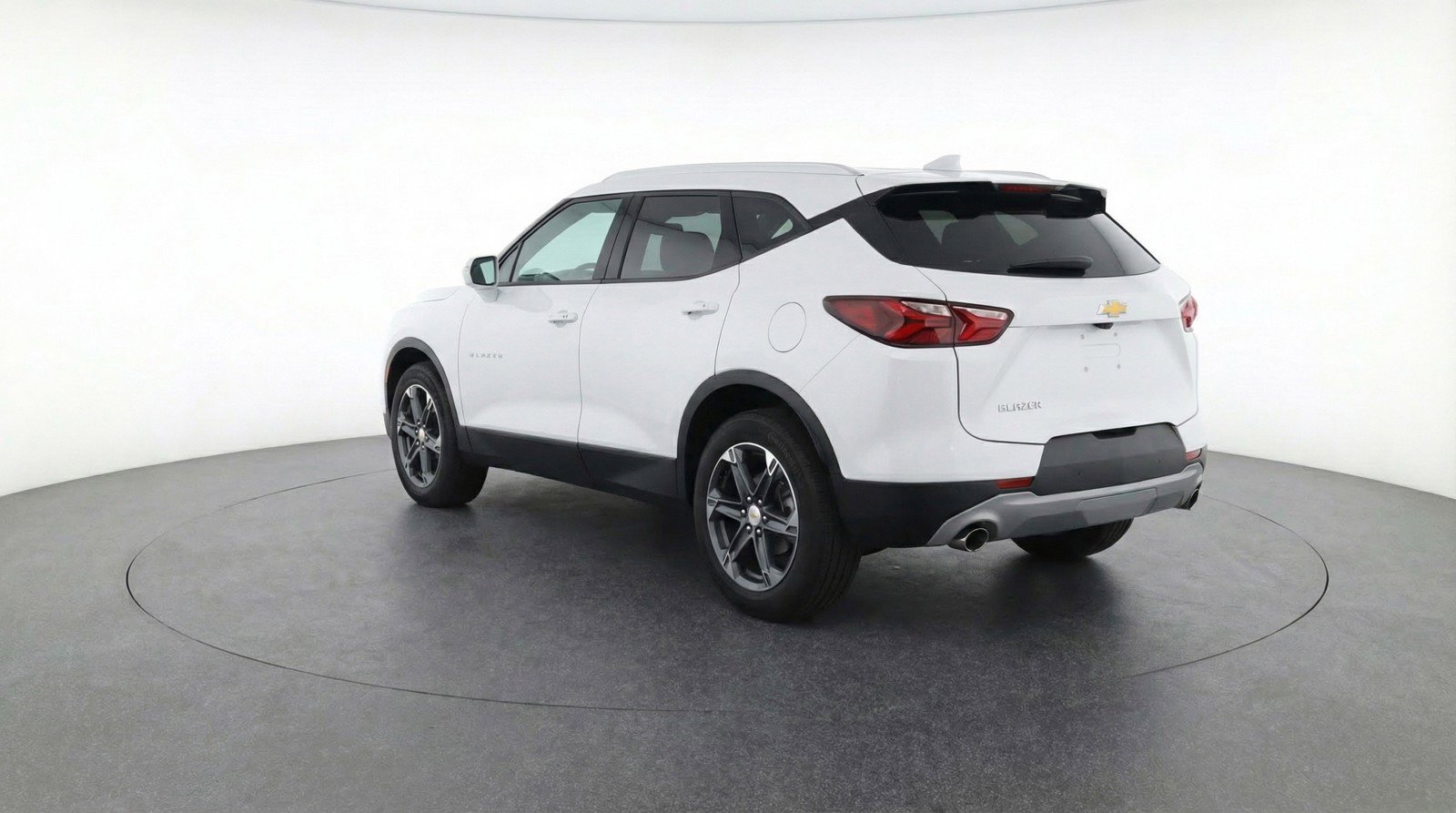 Used 2025 Chevrolet Blazer LT image 6