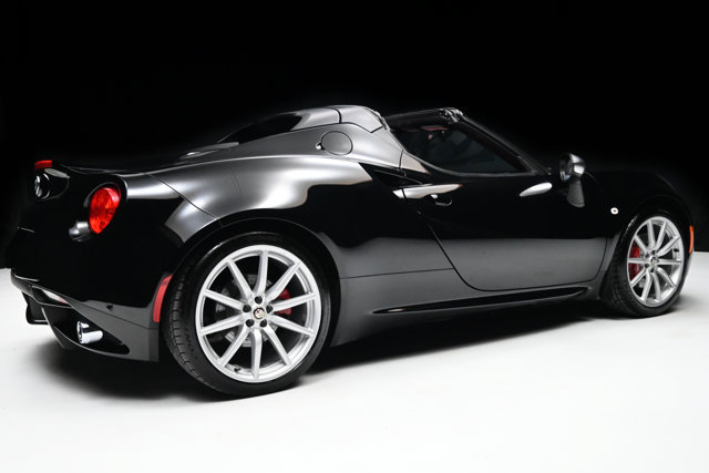 Used 2016 Alfa Romeo 4C Spider RWD image 23