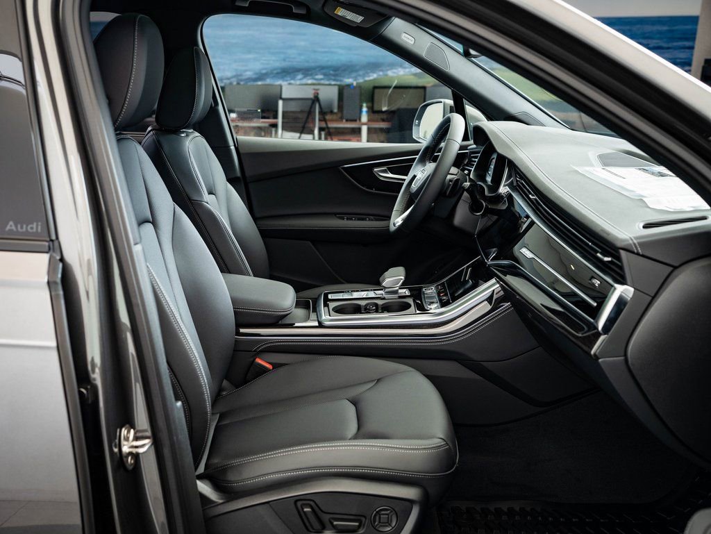 New 2026 Audi Q7 3.0T Premium Plus image 23