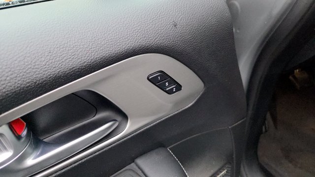 Certified 2023 Chrysler Pacifica Limited w/ Uconnect Theater Family Group AWD/4WD image 7