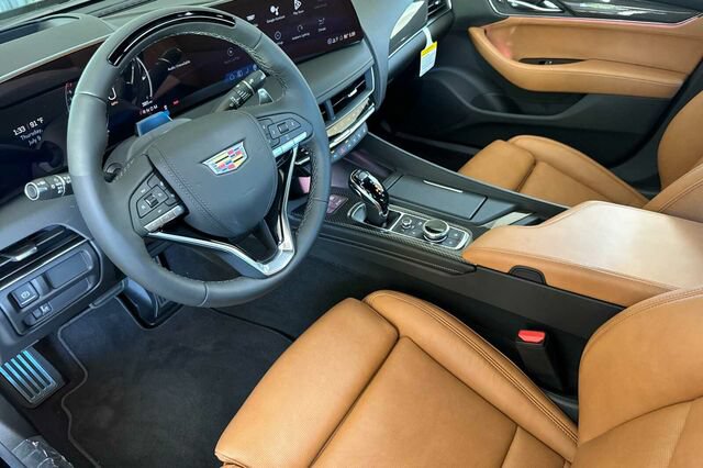 New 2026 Cadillac CT5 Sport w/ Platinum Package RWD image 10