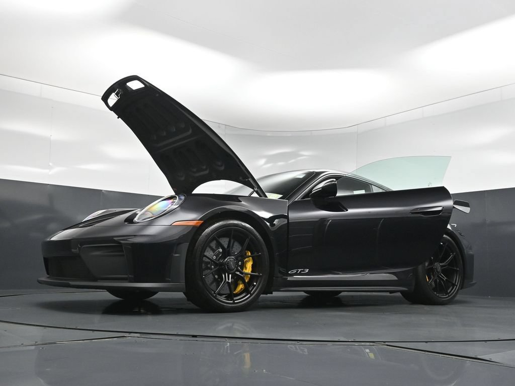 Certified 2026 Porsche 911 GT3 w/ Chrono Package RWD image 38
