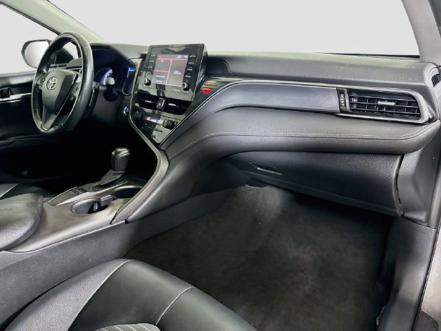 Used 2023 Toyota Camry SE w/ Convenience Package FWD image 29