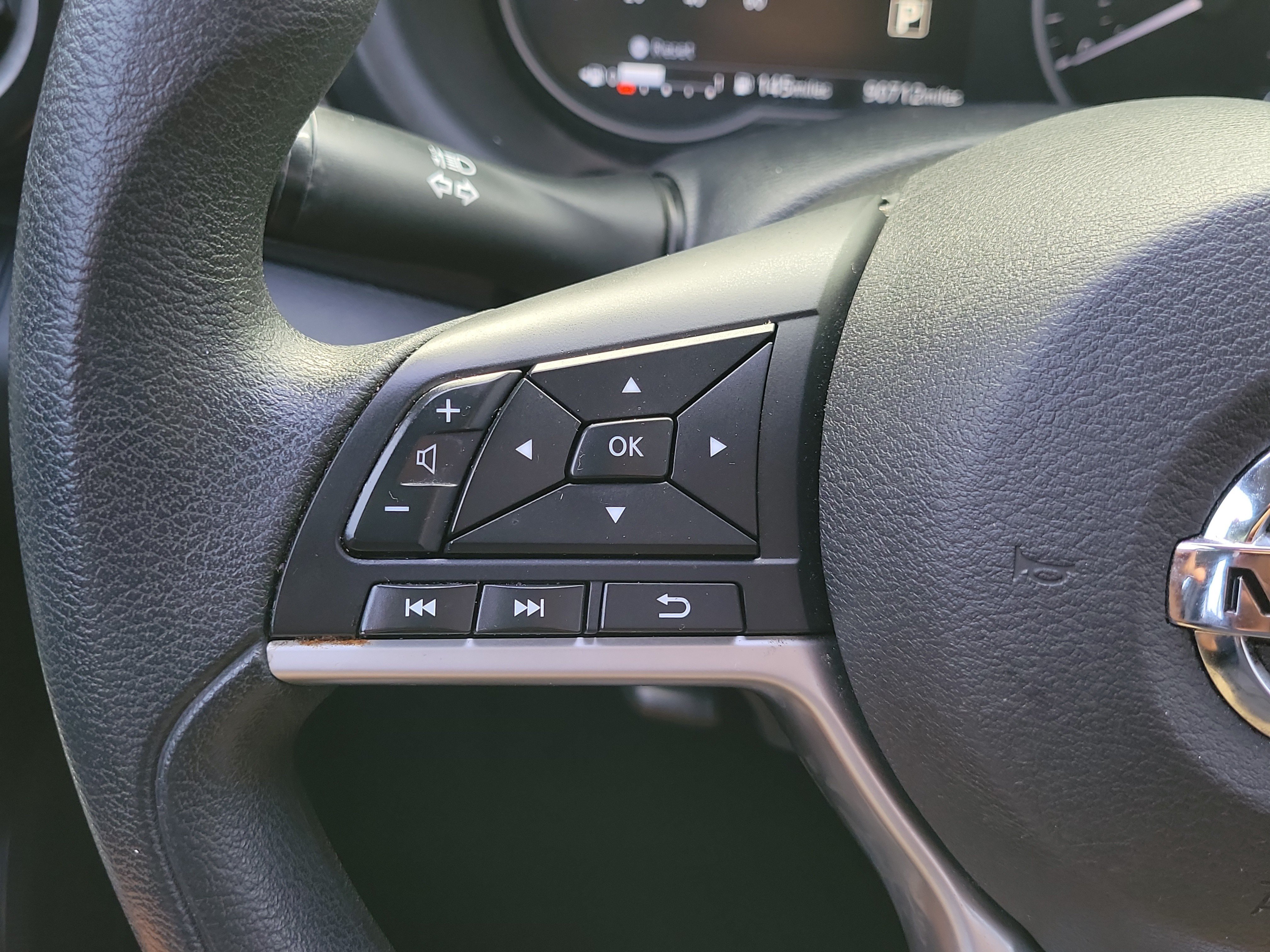Used 2019 Nissan Kicks SV w/ Exterior Package FWD image 24