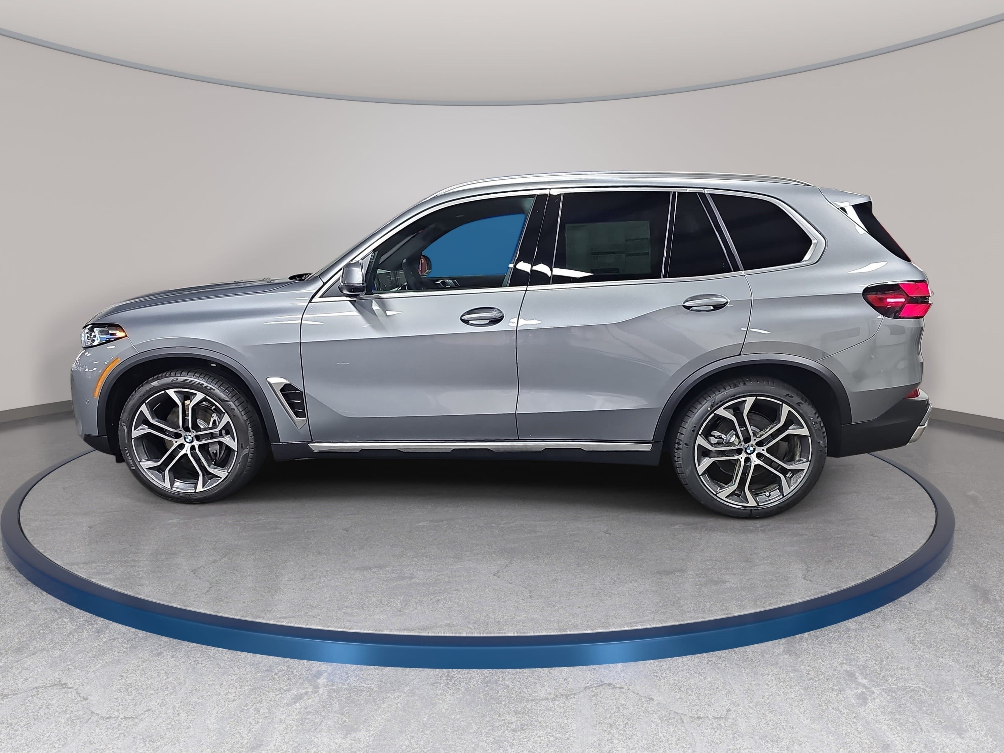 New 2026 BMW X5 xDrive40i AWD/4WD image 8