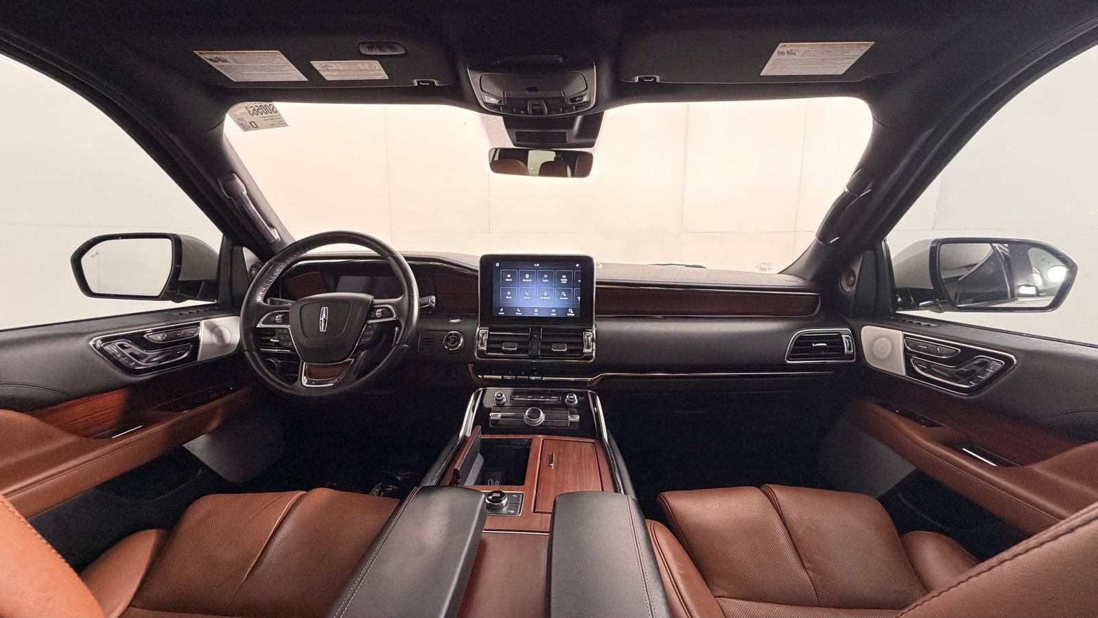 Used 2021 Lincoln Navigator L Reserve AWD/4WD image 14