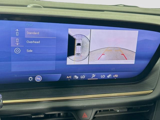 Used 2025 Buick Envision Avenir AWD/4WD image 14