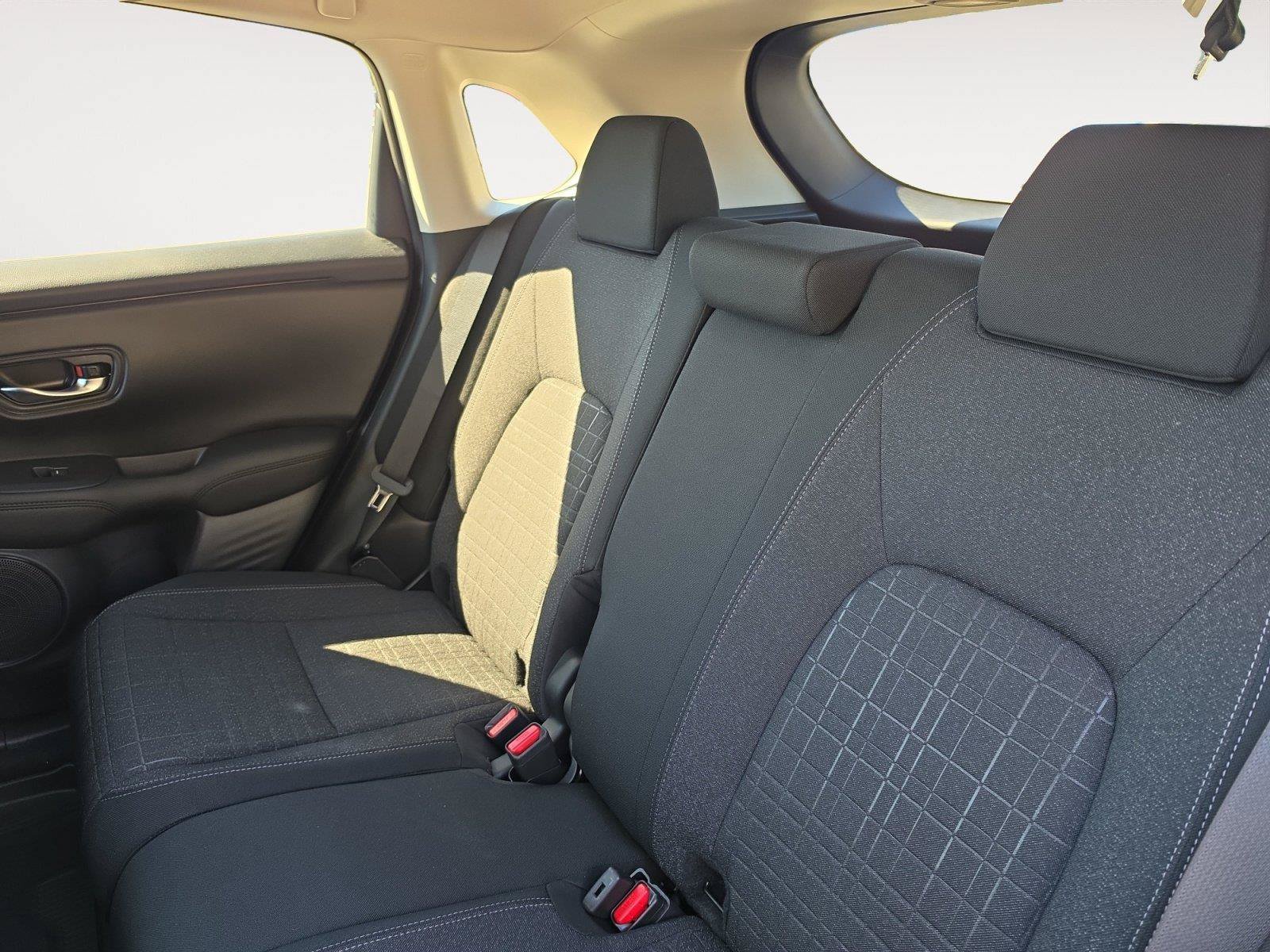 New 2027 Honda HR-V LX image 11