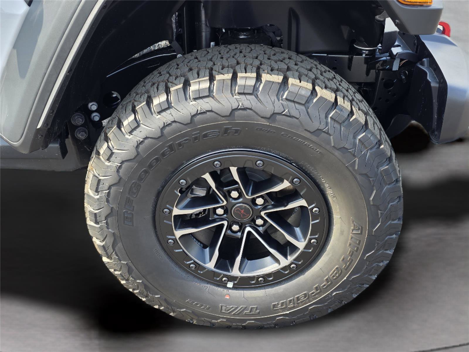 New 2026 Jeep Wrangler Unlimited Rubicon w/ Xtreme 35 Tire Package image 45