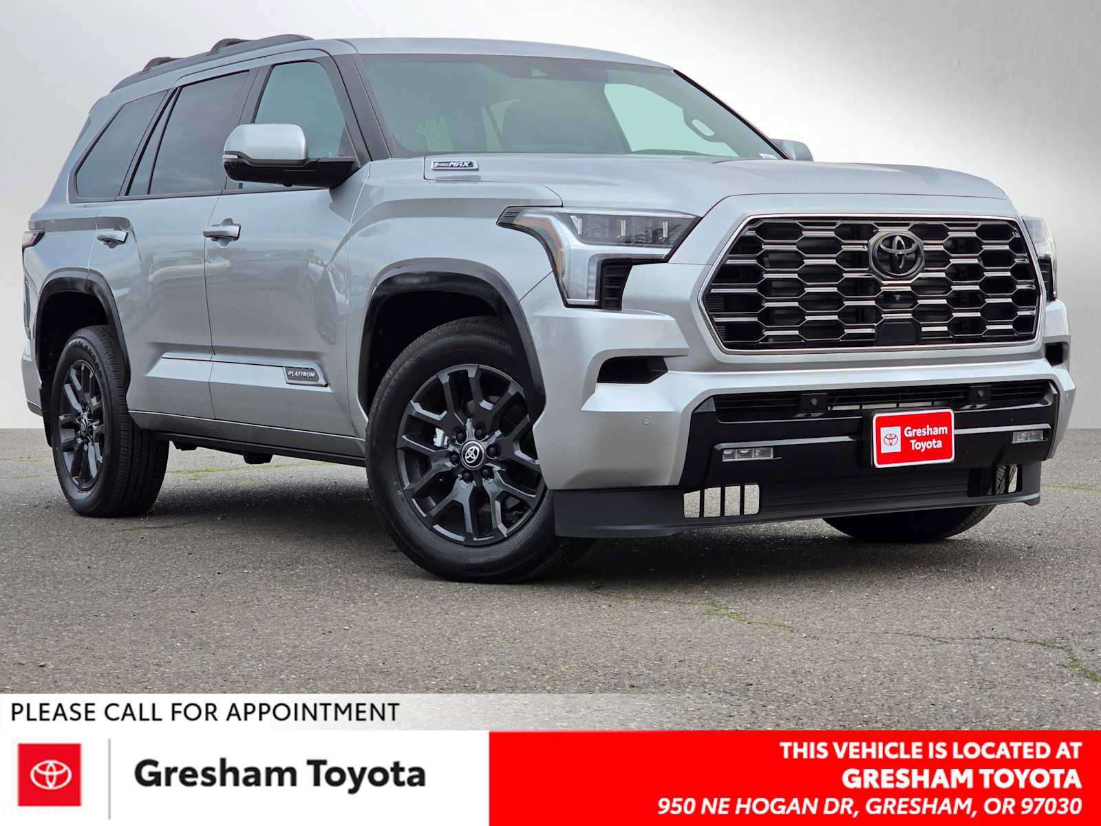 Used 2025 Toyota Sequoia Platinum AWD/4WD image 1