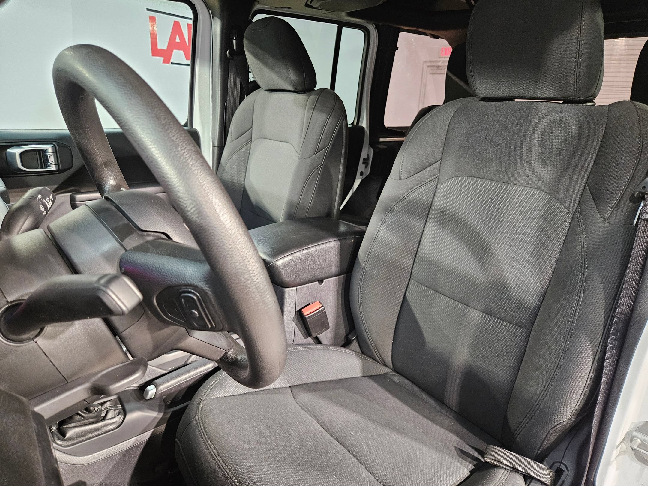 Used 2022 Jeep Wrangler Unlimited Sport AWD/4WD image 22