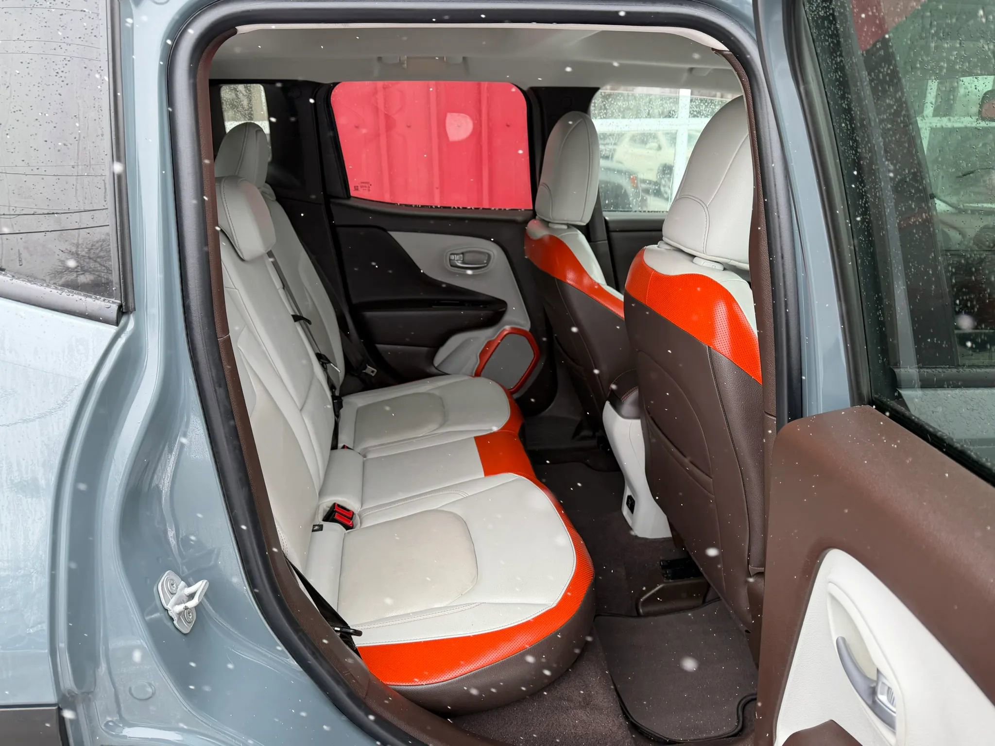 Used 2017 Jeep Renegade Limited AWD/4WD image 16