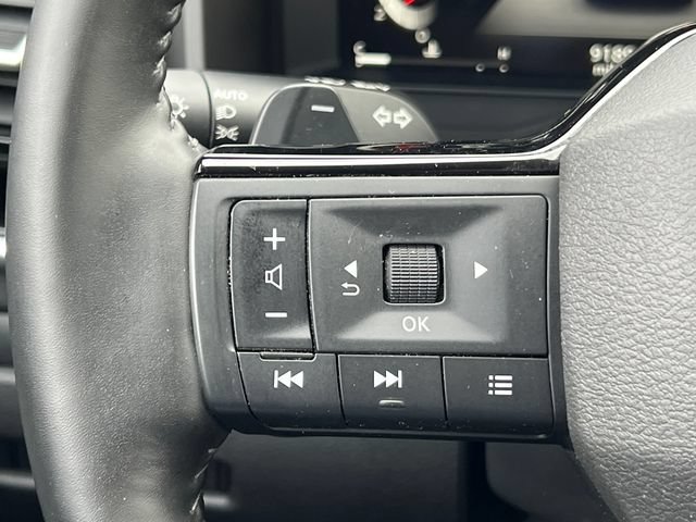 Used 2025 Nissan Rogue SL w/ Tech Package AWD/4WD image 21