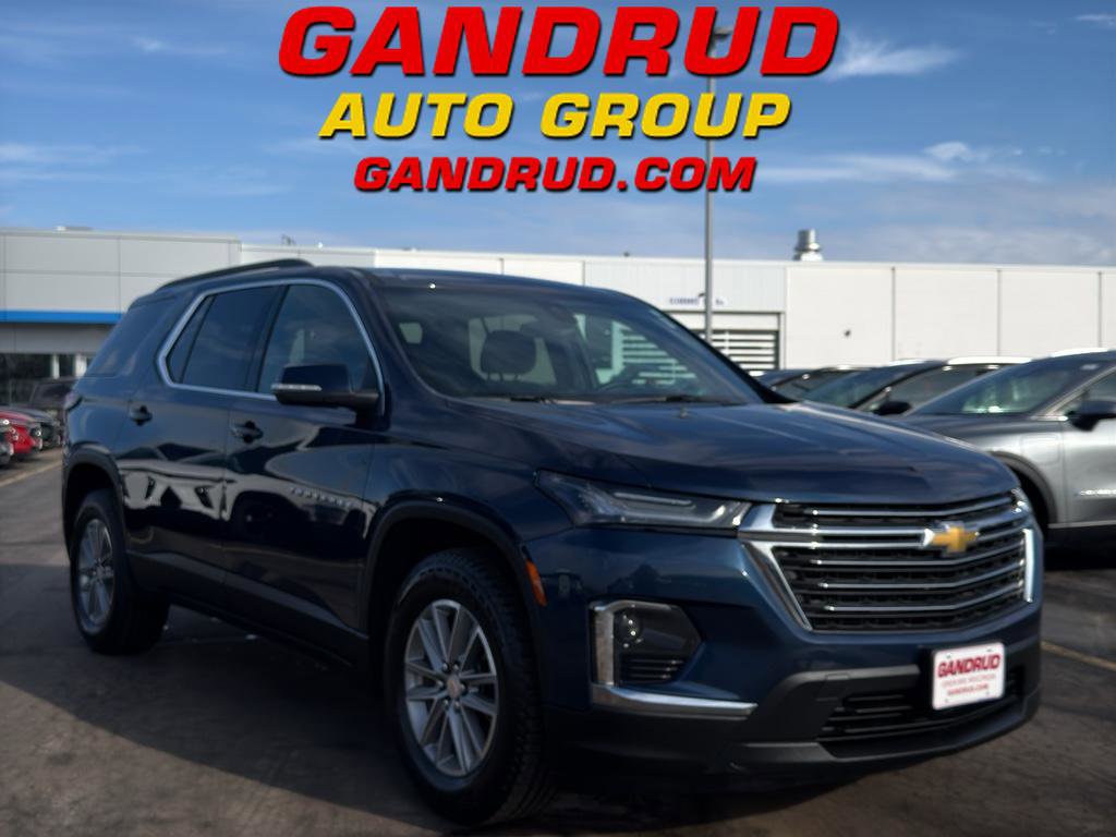 Used 2023 Chevrolet Traverse LT w/ LPO, Floor Liner Package image 1