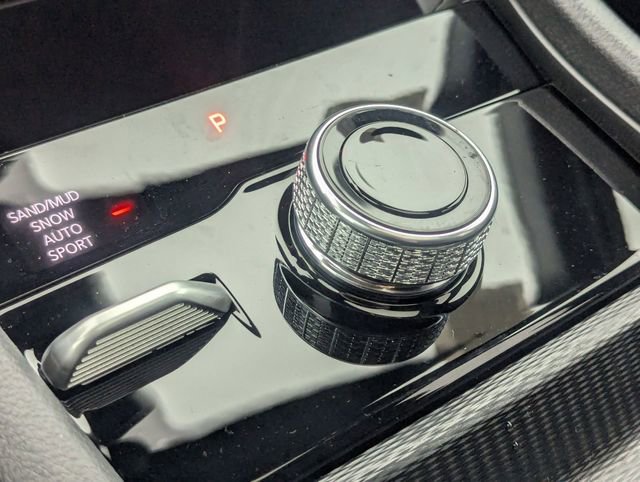 New 2025 Jeep Grand Cherokee Limited image 16