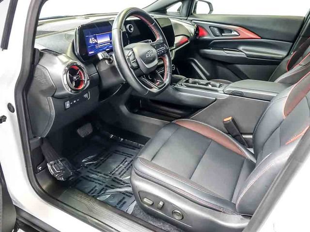 Used 2024 Chevrolet Equinox EV RS FWD image 13