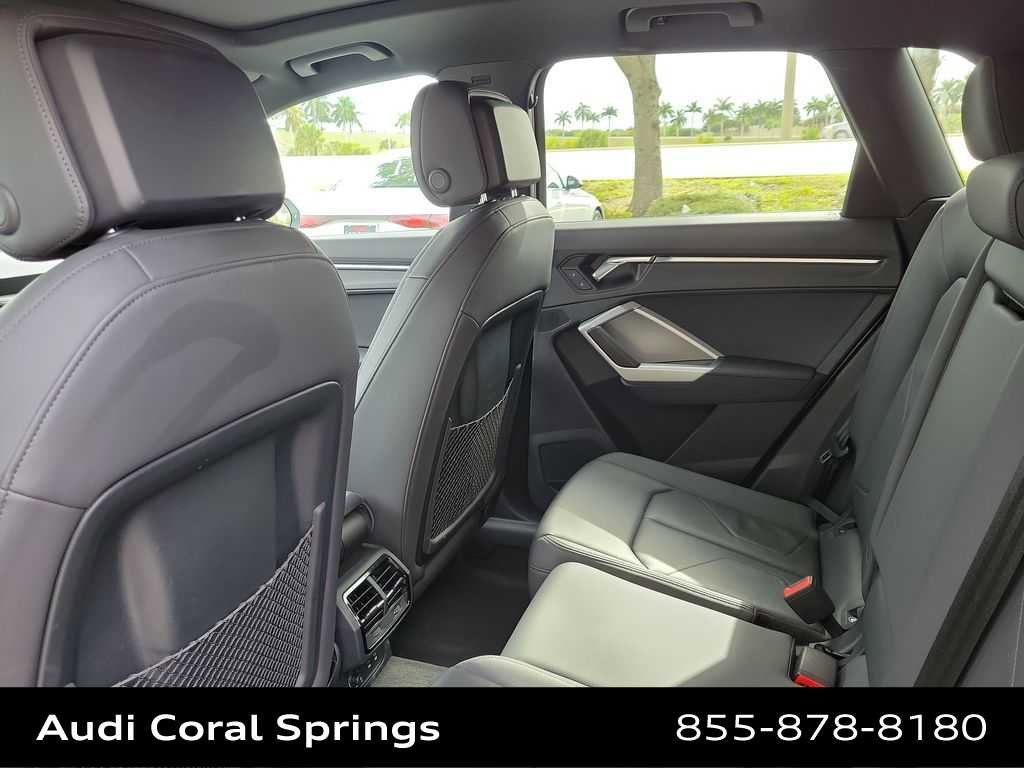 Certified 2020 Audi Q3 2.0T Premium Plus w/ Premium Plus Package AWD/4WD image 20