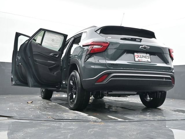 New 2026 Chevrolet Trax LT w/ Driver Confidence Package image 70