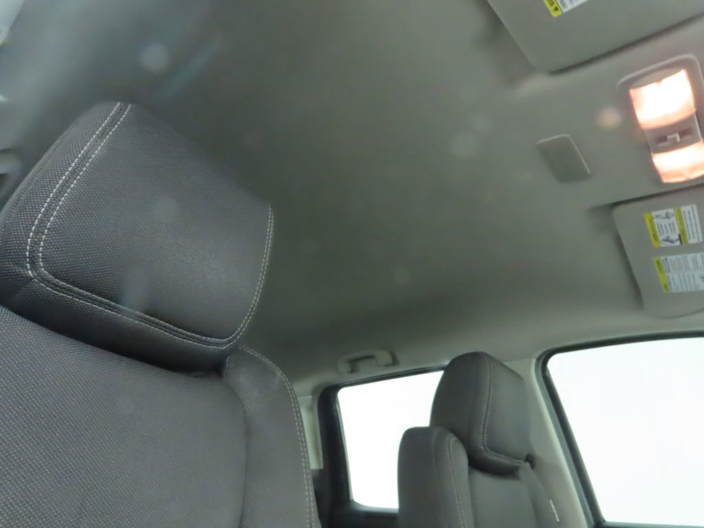 Used 2022 Nissan Frontier SV image 18