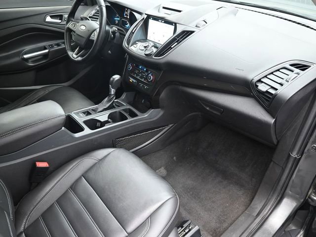 Used 2017 Ford Escape Titanium image 39