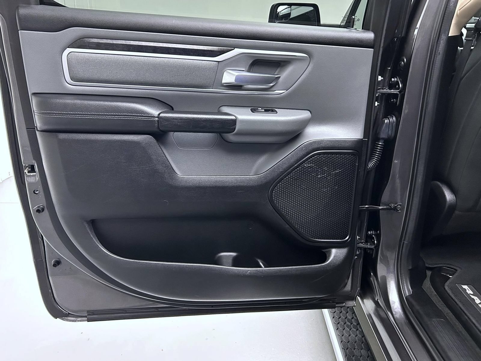 Used 2020 RAM 1500 Big Horn AWD/4WD image 20