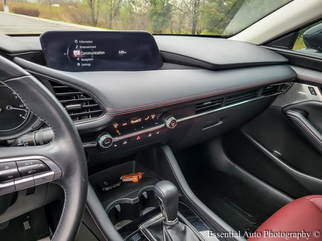 Used 2022 MAZDA MAZDA3 s FWD image 23