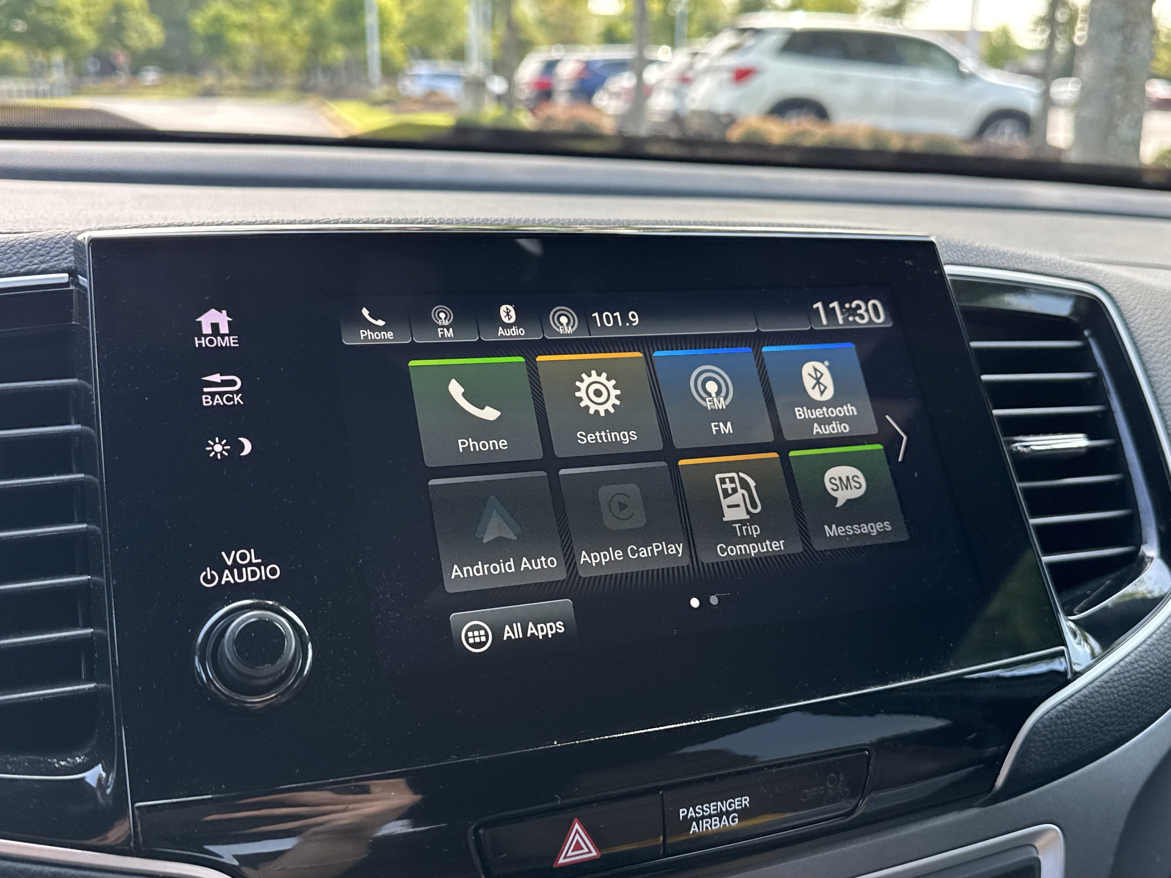 Used 2025 Honda Passport EX-L image 12