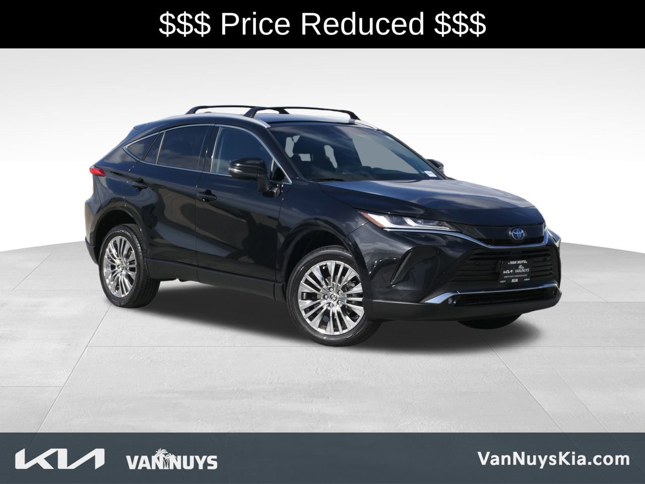 Used 2024 Toyota Venza XLE