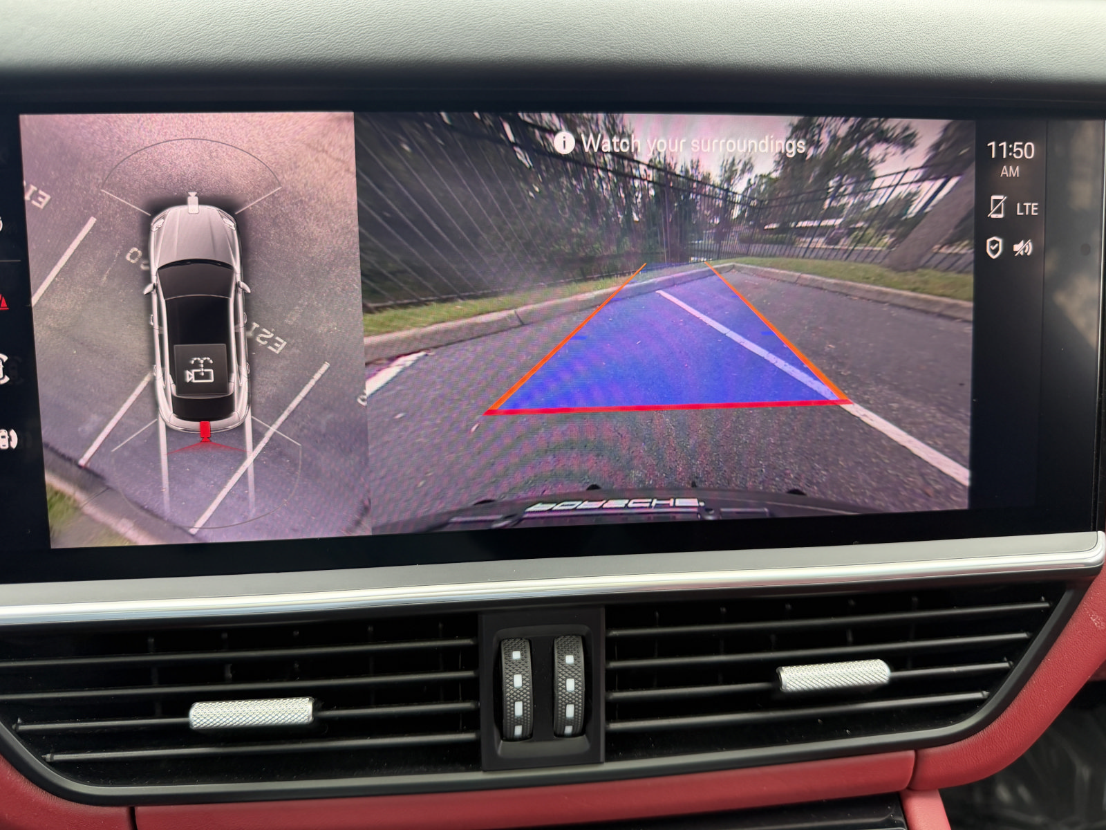 Certified 2022 Porsche Cayenne GTS AWD/4WD image 30