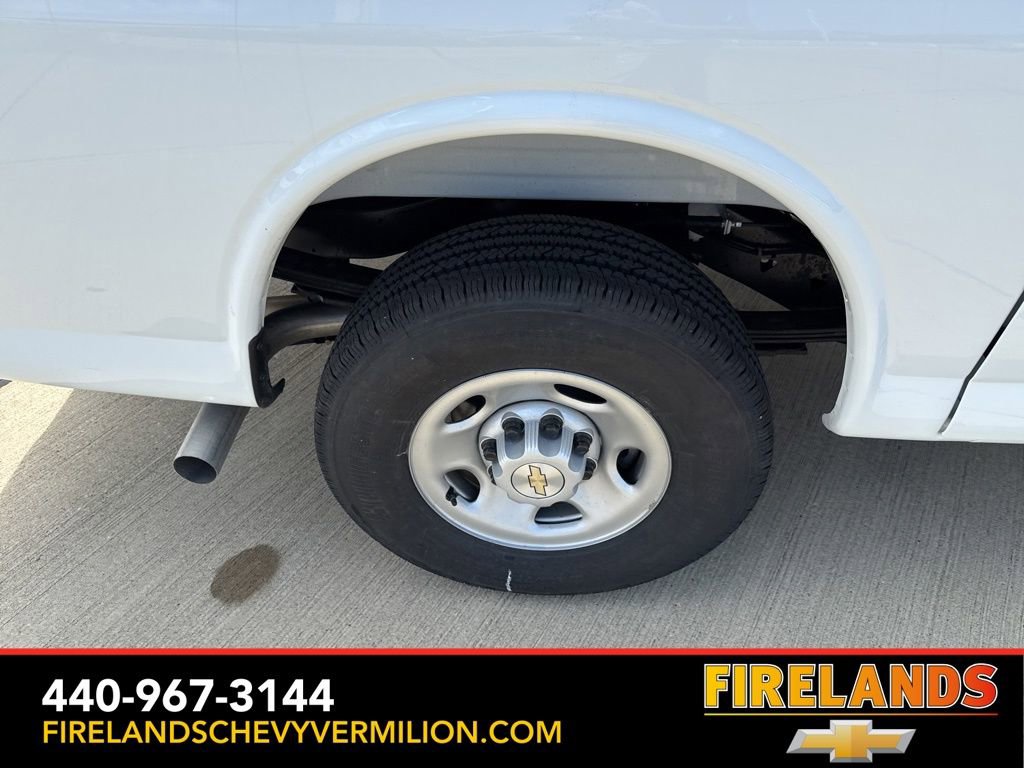 New 2025 Chevrolet Express 2500 w/ Driver Convenience Package image 39