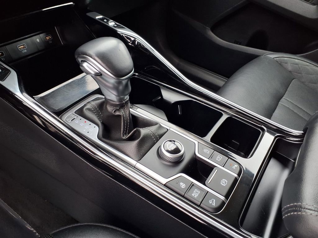 Used 2021 Kia Sorento SX image 21