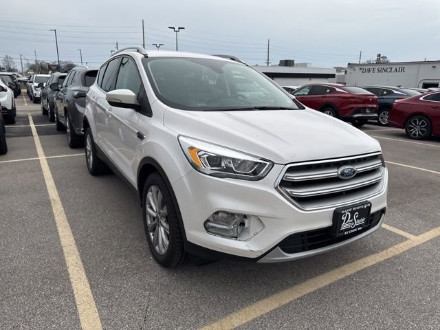 Used 2017 Ford Escape Titanium image 5
