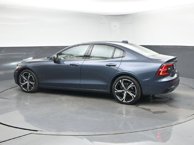 Used 2024 Volvo S60 B5 Plus w/ Climate Package FWD image 6