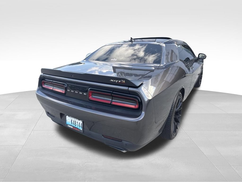 Used 2018 Dodge Challenger R/T Scat Pack w/ Dynamics Package RWD image 8