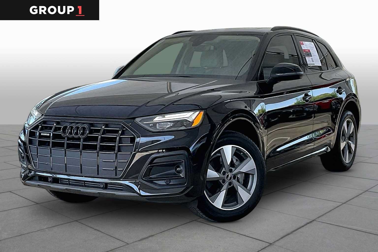 Used 2025 Audi Q5 2.0T Premium w/ Convenience Plus Package AWD/4WD image 1
