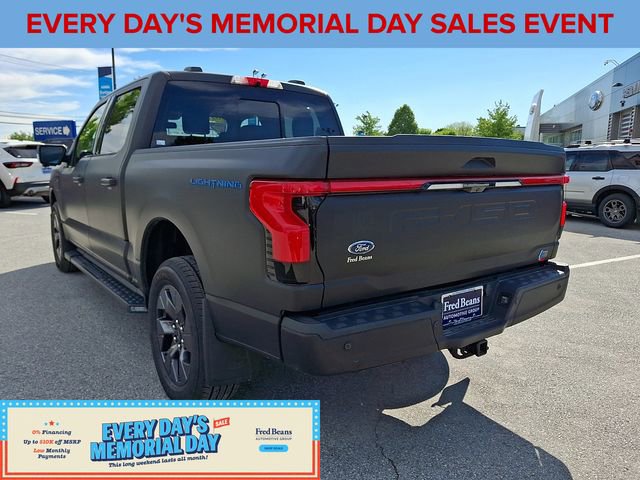 Certified 2022 Ford F150 Lightning Lariat AWD/4WD image 8
