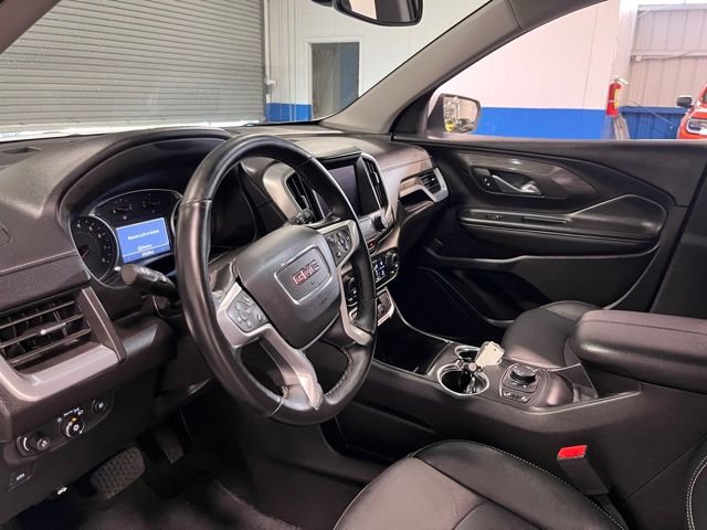 Used 2024 GMC Terrain SLT image 23