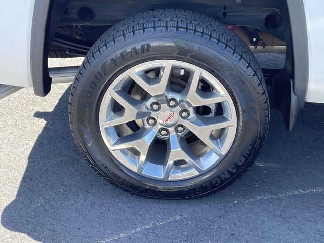 Used 2015 GMC Sierra 1500 SLT w/ SLT Crew Cab Value Package image 9