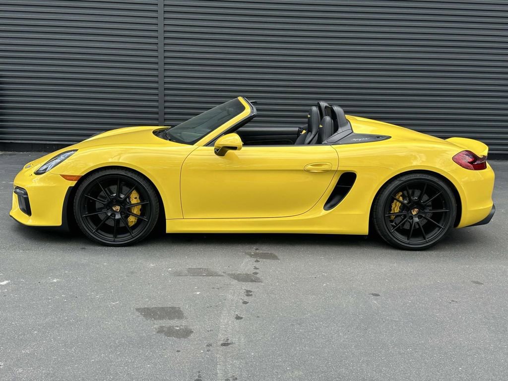 Certified 2016 Porsche Boxster Spyder RWD image 2