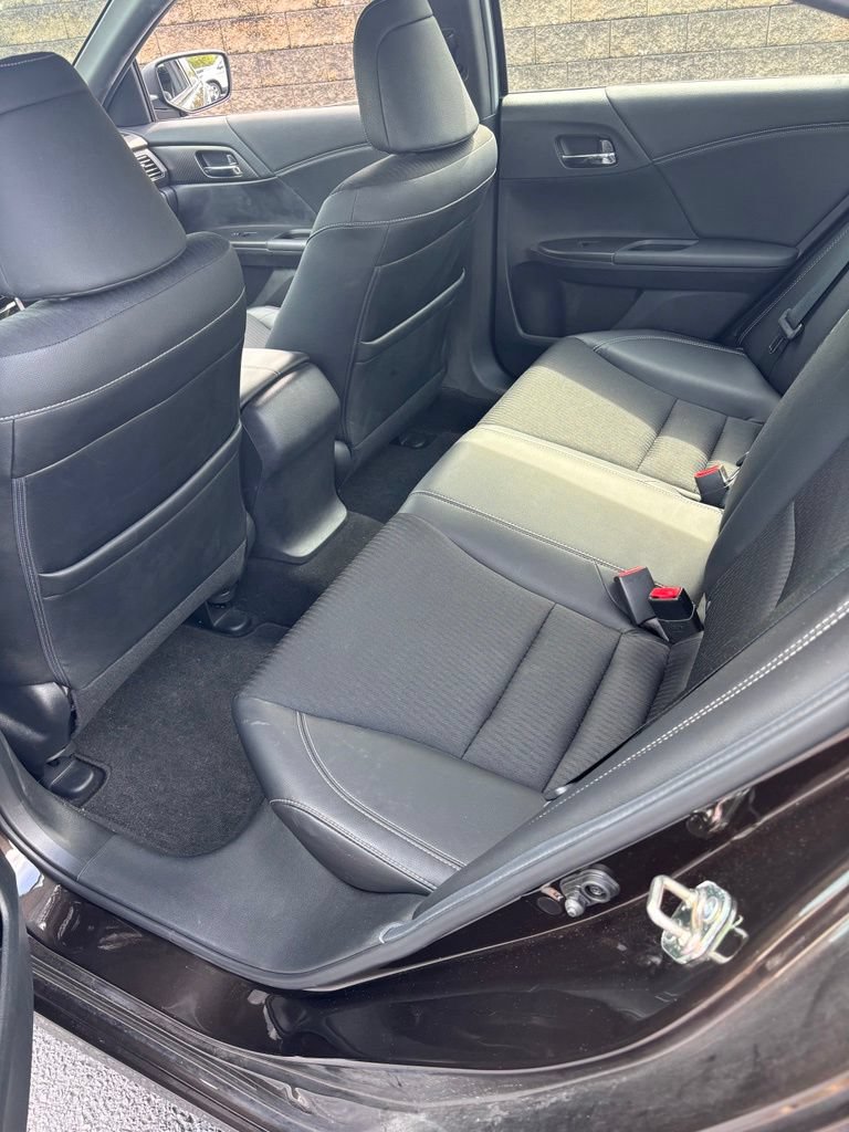 Used 2016 Honda Accord Sport image 8