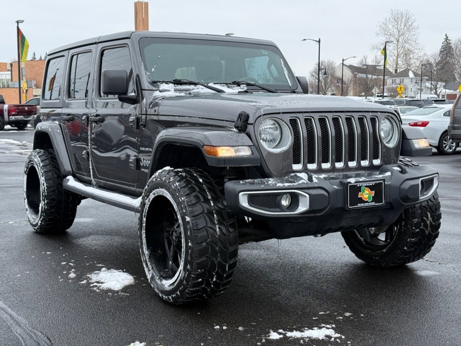 Used 2019 Jeep Wrangler Unlimited Sahara w/ Safety Group image 2
