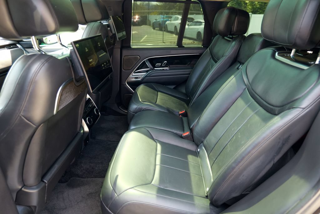 Used 2023 Land Rover Range Rover Autobiography AWD/4WD image 25
