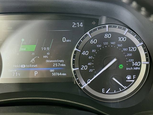 Used 2021 Toyota Highlander XLE FWD image 15