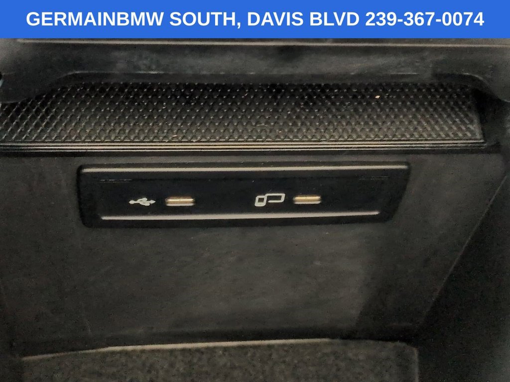 Used 2022 Mercedes-Benz GLC 300 4MATIC image 24