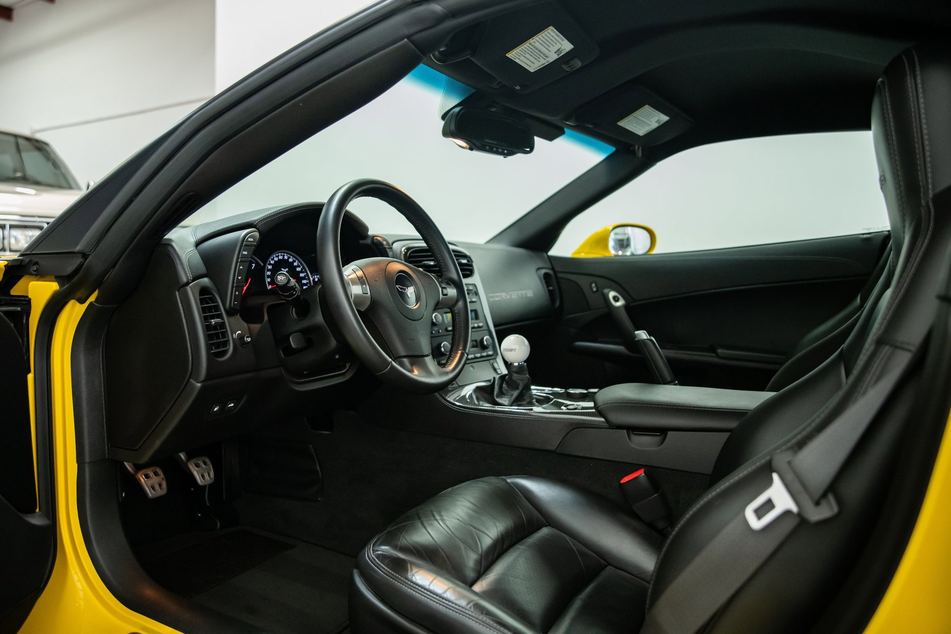 Used 2011 Chevrolet Corvette Z06 w/ Z07 Performance Package RWD image 10