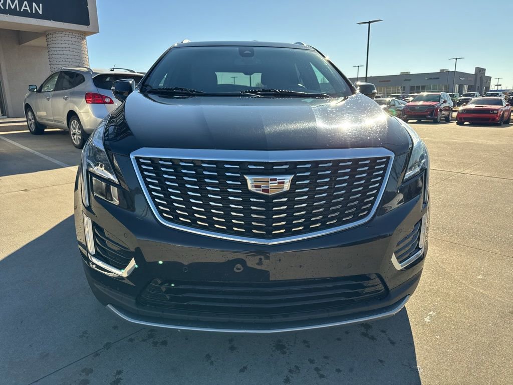 Used 2024 Cadillac XT5 Premium Luxury image 2